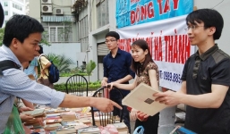 Chàng trai sở hữu 10.000 cuốn sách cũ