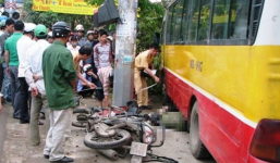 Nỗi ám ảnh về xe buýt của người Việt