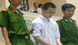 Cảm người tình học lớp 6 nhắn 111 tin/ngày, thanh niên bị tội hiếp dâm