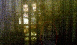 Hoảng sợ phát hiện 'ma em bé' sau 2 năm