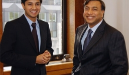 Khi con tỷ phú ẩn mình làm thuê