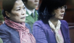 Cận mặt vợ ông Dũng - người đôn đáo gom 15 tỉ cứu chồng