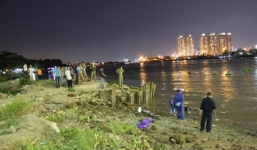 Phát hiện xác chết người đàn ông trương phình, trôi trên sông Sài Gòn