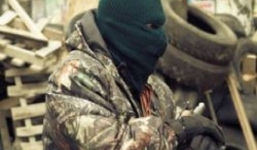 Tiếp tục nổ súng ở miền đông, Ukraine bên bờ vực nội chiến