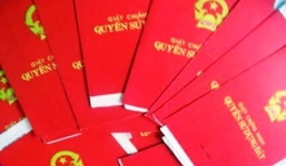 Lừa đảo lấy sổ đỏ rồi tống tiền người dân để chuộc sổ