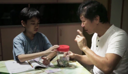 Clip: Cảm động với phim ngắn 'Món quà từ cha'