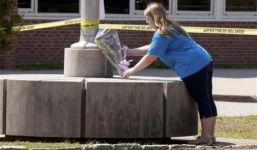 Từ chối đi vũ hội, nữ sinh 16 tuổi bị bạn học đâm chết