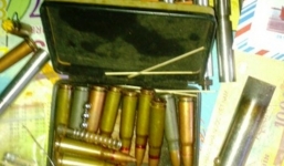 Bắt ma túy, phát hiện “xưởng” sản xuất súng tự chế