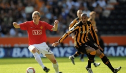 Cựu tiền đạo Ngoại hạng Anh Folan sang Việt Nam xin việc