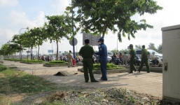 Kinh hoàng phát hiện xác chết nam thanh niên bất thường trên đại lộ