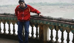 Chuyện đời của 'đại gia gù' từng 15 năm nằm trên giường bệnh