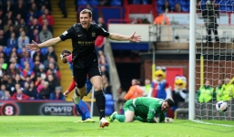 C.Palace 0 - 2 Man City: Quyền tự quyết vô địch về tay Man xanh