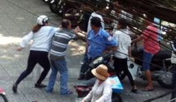 Người phụ nữ buôn cá bị đánh ghen giữa rừng keo