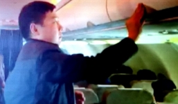 Cựu đại tá không quân bị móc túi trên máy bay Vietnam Airlines