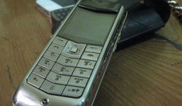 Thiếu nữ giàu có bị trói tay, bịt miệng sau đêm ân ái