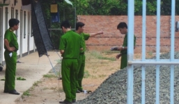 Vụ bóp cổ người yêu: Ôm người yêu ngủ 1 ngày rồi mua thuốc về uống tự tử