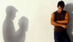 Bi hài chuyện chồng 'phạt' người tình của vợ 8 triệu đồng