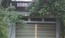 Bé gái phải vào viện vì bị 'bạn bố' hiếp dâm