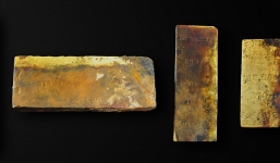 Thu hồi 833 lượng vàng từ 'con tàu ma' dưới đáy đại dương