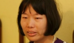 Người phụ nữ  đốt các cây ATM vì nghĩ là ma mạng