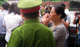 Vợ Dương Chí Dũng: “Anh nhớ viết đơn xin ân giảm gửi Chủ tịch nước”