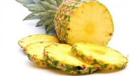 Những đối tượng tuyệt đối không nên ăn dứa