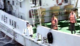 Họp báo biện minh vụ giàn khoan, Trung Quốc lúng túng trước nhiều câu hỏi