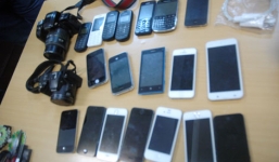 Triệt phá ổ nhóm chuyên câu trộm điện thoại, laptop