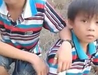 Xúc động nghe cặp song sinh hát 'Nơi ấy con tìm về'