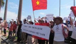 TPHCM triệu đại diện Tổng lãnh sự TQ tới để phản đối việc đặt giàn khoan