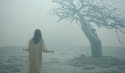 Hai chị em tra tấn mẹ ruột đến chết vì nghi có quỷ ám