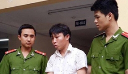 Trộm cắp 15 kiện hàng “thùng” vì bạn gái đi nhà nghỉ với giai lạ