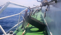 Cận cảnh tàu CSB Việt Nam bị tàu Trung Quốc đâm