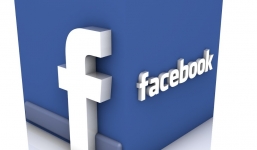 Bị 'xa lánh' và cô đơn khi dùng Facebook quá nhiều