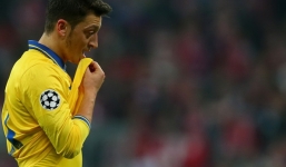 Mesut Oezil: Tôi muốn thắng tất cả các trận đấu, kể cả lúc đá tập
