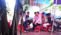 Cha đâm chết con trai ngay trong đám cưới con gái