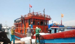 2 ngư dân Việt Nam bị kiểm ngư Trung Quốc đánh trọng thương ở Hoàng Sa