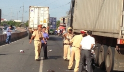 Xe container cán qua người, 2 nữ công nhân Bình Dương thiệt mạng