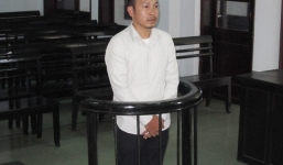 Nghe tin vợ bị đánh, lao đến truy sát người