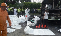 Hơn 30 trẻ em bị thiêu cháy trong xe bus