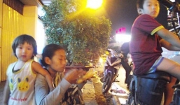 Mẹ nghiện bắt con đi ăn xin ở Sài Gòn