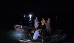 Ra sông chụp ảnh, nữ sinh trượt chân chết đuối 