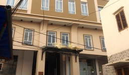 Quý bà hẹn bạn chát vào khách sạn bị đánh, cướp tài sản