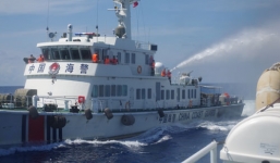 Máy bay trinh sát Trung Quốc ghi hình tàu Cảnh sát biển Việt Nam