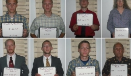  6 anh em trai cưỡng hiếp bé gái 4 tuổi