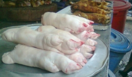 Móng giò trắng muốt nhờ hóa chất tẩy trắng