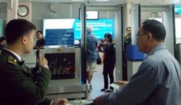 Cho phép vận chuyển vũ khí chiến tranh bằng máy bay?