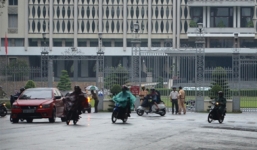 Một người phụ nữ tự thiêu trước Dinh Thống Nhất để phản đối Trung Quốc