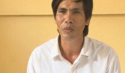 Cãi nhau cầm bình trà ném chết vợ