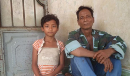 Vẫn chưa giải mã được bé gái 'ma cà rồng' hút máu trẻ con